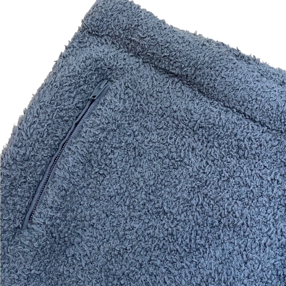 SKIMS Teddy Sherpa Jogger in Juniper - Picture 5 of 8